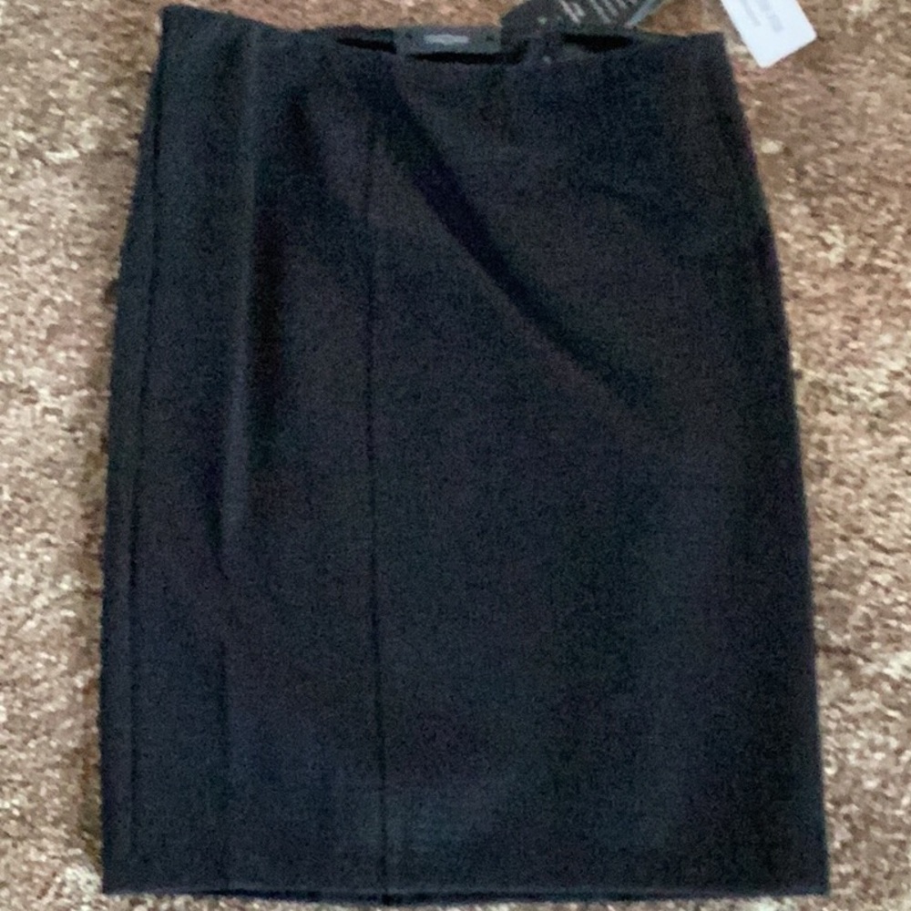 Knit skirt by Liverpool, pencil style 4 petite